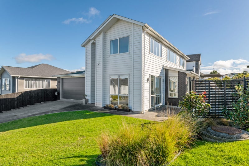 20 Kaipuke Crescent, Gulf Harbour, Auckland - Carousel 2