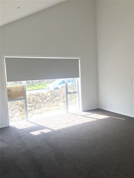 7 George Town Drive, Beachlands, Auckland - Carousel 2
