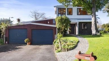 38 Callis Avenue, Opaheke, Papakura - Carousel 1