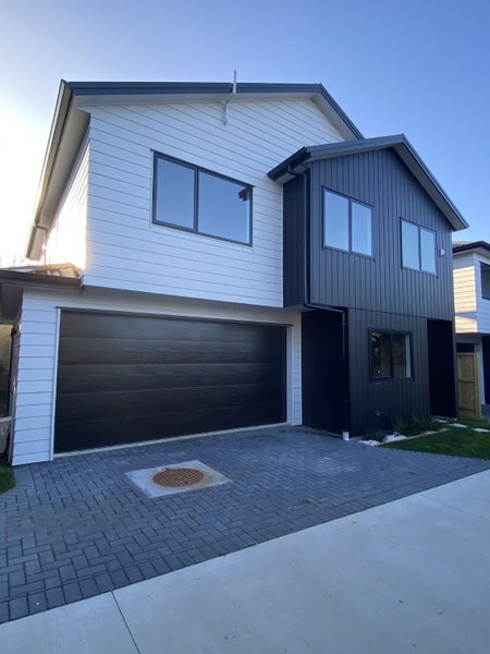 54B Kitchener Road, Sandringham, Auckland - Carousel 1