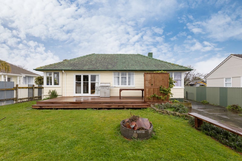 15 Cardiff Street, Awapuni, Palmerston North - Carousel 18