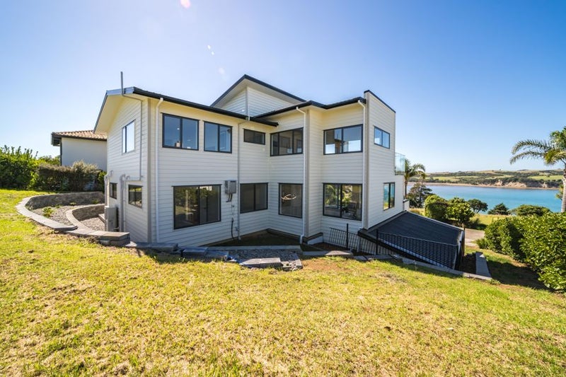 11 Pacific Cliffs Drive, Gulf Harbour, Whangaparaoa - Carousel 2