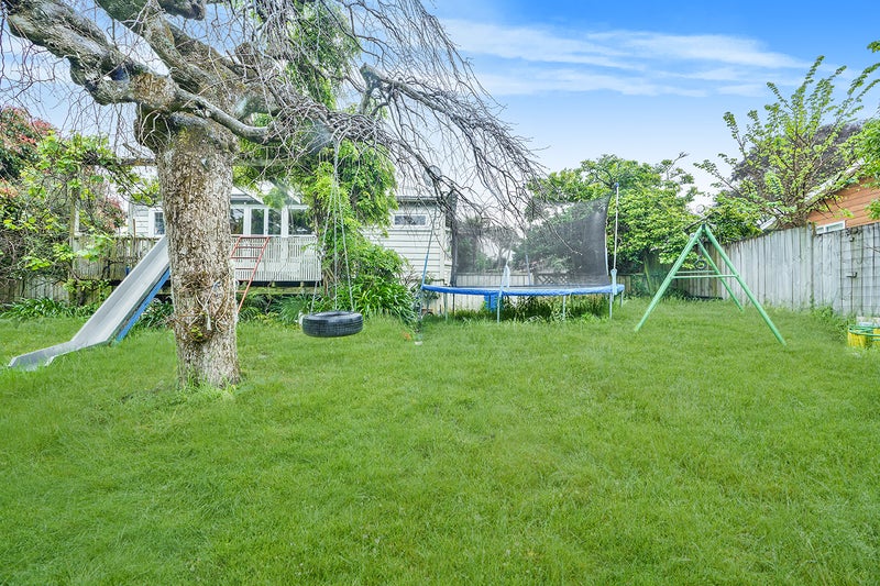 35 Mahoe Street, Melville, Hamilton - Carousel 2