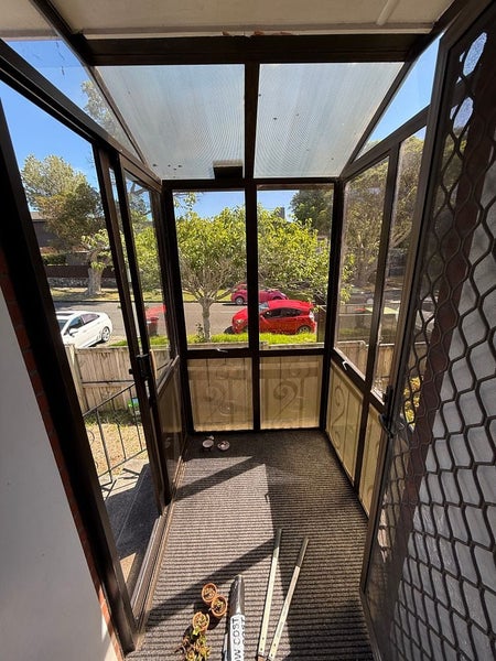 2/97 Pah Road, Epsom, Auckland - Carousel 1