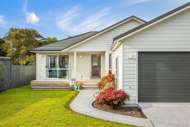 34A Birdwood Road, Swanson, Auckland - Carousel 27