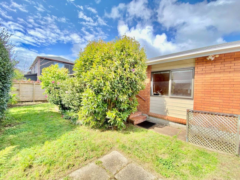916A Mount Eden Road, Three Kings, Auckland - Carousel 1