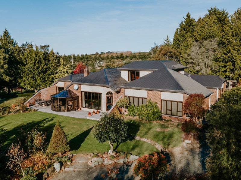 283 Parsons Road, Weston, Oamaru - Carousel 23