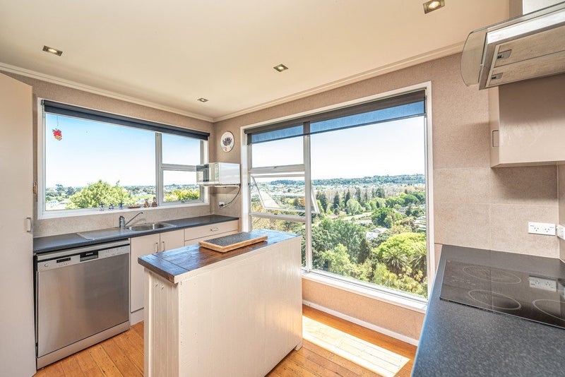 27 Wairere Road, Bastia Hill, Whanganui - Carousel 2