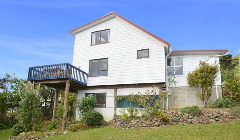 10 Lancewood Rise, Onerahi, Whangarei - Carousel 1