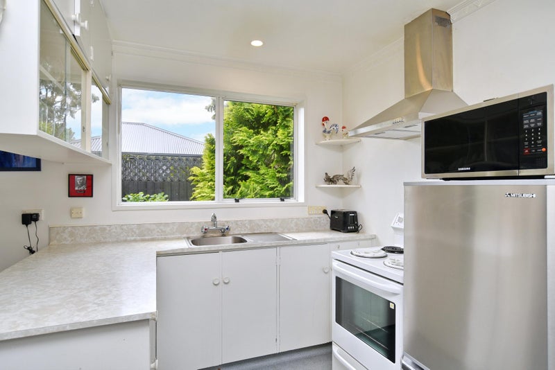 7/172A Harewood Road, Papanui, Christchurch - Carousel 2