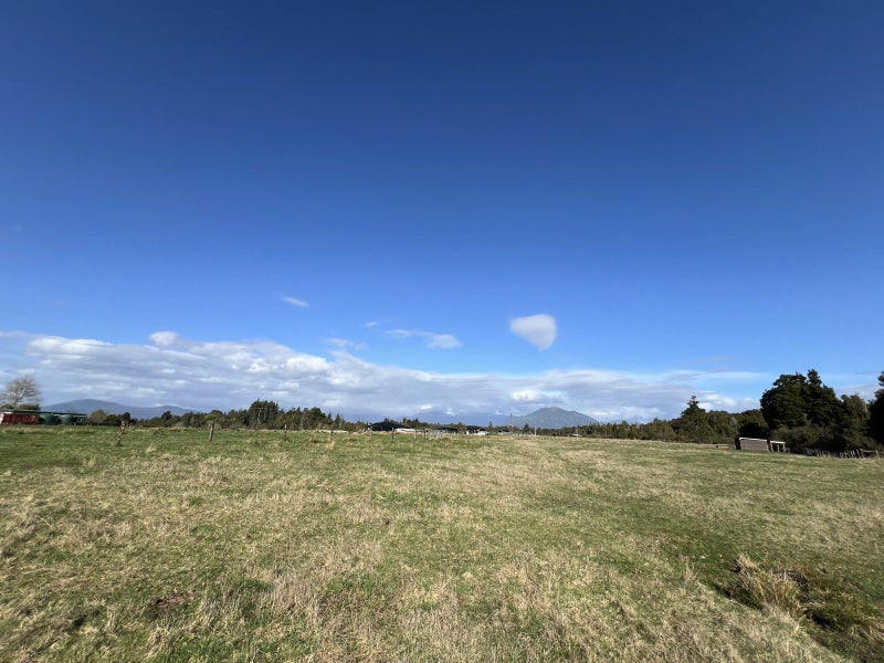 50 Aratika Drive, ARNOLD VALLEY - Carousel 1