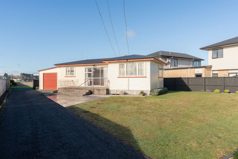 96 Peacockes Road, Fitzroy, Hamilton - Carousel 1