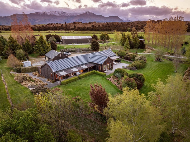 99 Dublin Bay Road, Albert Town, Wanaka - Carousel 2