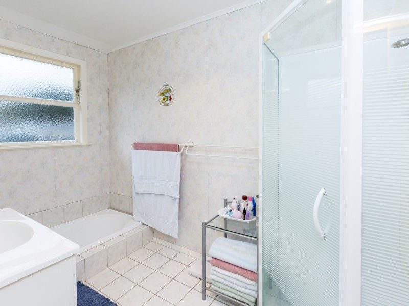 12A Ebdentown Street, Ebdentown, Upper Hutt - Carousel 9