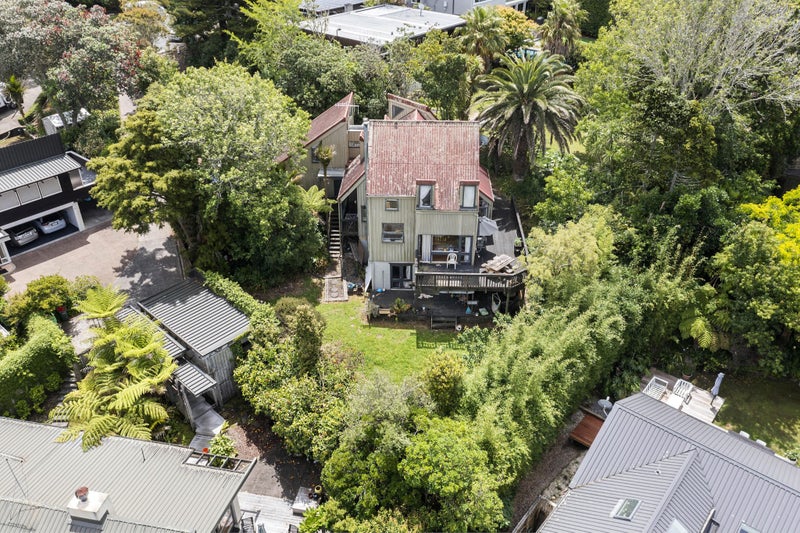 12 Sandford Street, Campbells Bay, Auckland - Carousel 7