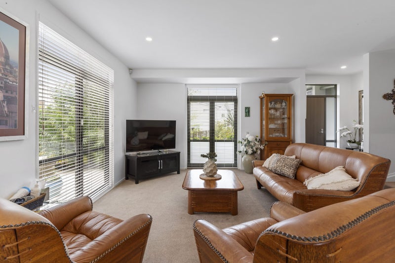 66 Gunner Drive, Te Atatu Peninsula, Auckland - Carousel 2