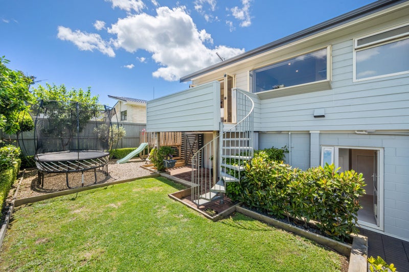 55B Pigeon Mountain Road, Half Moon Bay, Auckland - Carousel 2