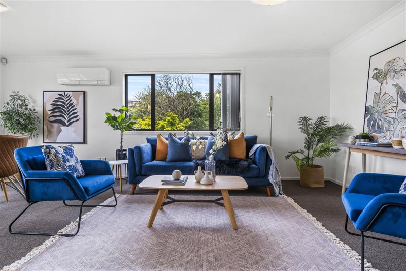 43A Stewart Drive, Newlands, Wellington - Carousel 1