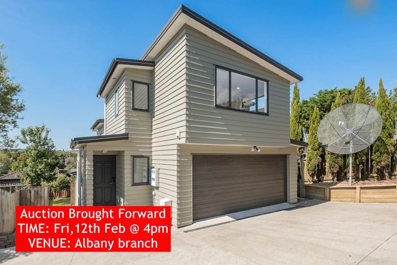 12A Tawavale Crescent, Totara Vale, Auckland - Carousel 1