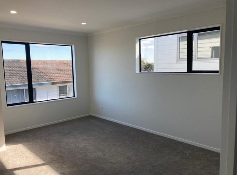 527C Pakuranga Road, Howick, Auckland - Carousel 26