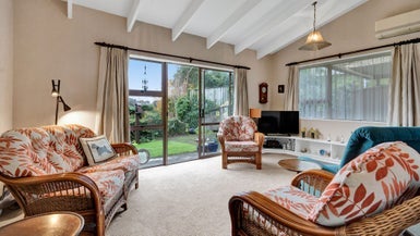 3 Truro Place, Lynmouth, New Plymouth - Carousel 1