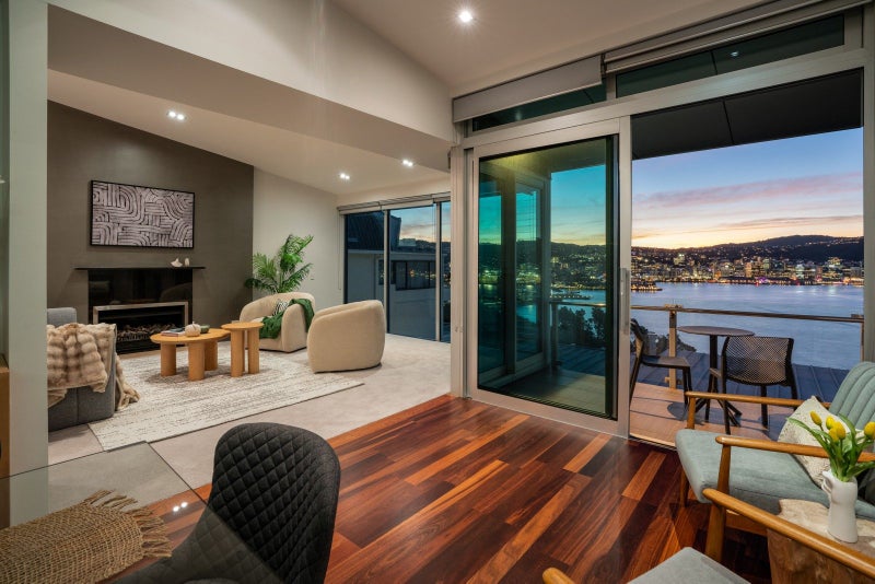 26 The Crescent, Roseneath, Wellington - Carousel 2