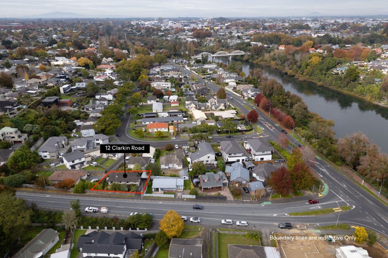 12 Clarkin Road, Fairfield, Hamilton - Carousel 13