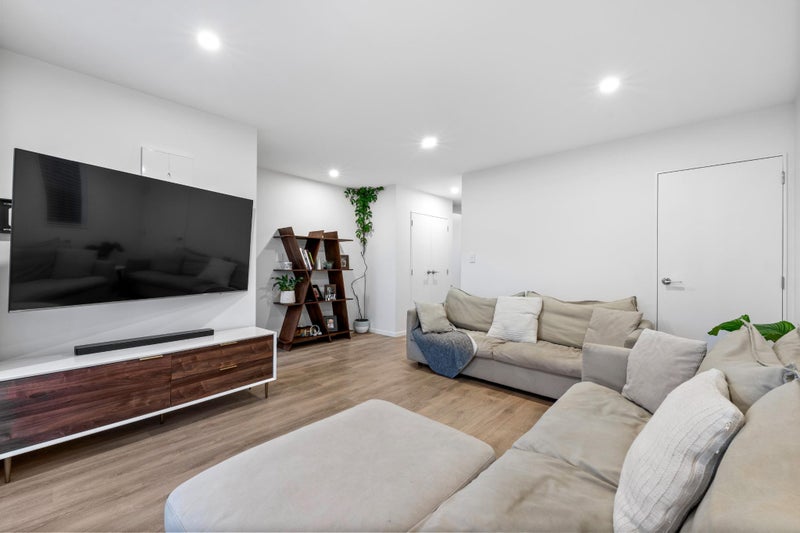 12 Autumn Blaze Street, Hobsonville, Auckland - Carousel 2