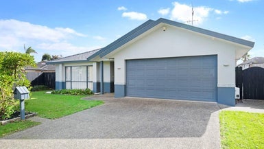 19 Caltra Place, East Tamaki, Auckland - Carousel 1