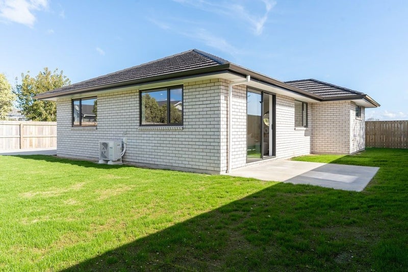 37 Rhodes Street, Carterton, Carterton - Carousel 15