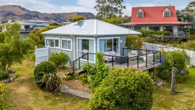 17 Whero Avenue, Lyttelton - Carousel 1