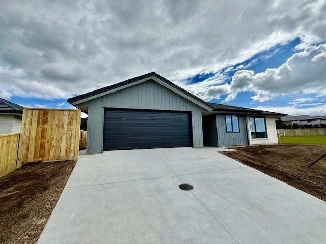 5 Snapper Crescent, OMOKOROA - Carousel 1