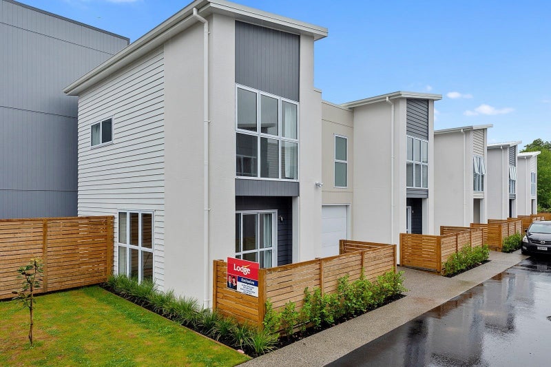 10/10 Palmerston Street, Hamilton Central, Hamilton - Carousel 1