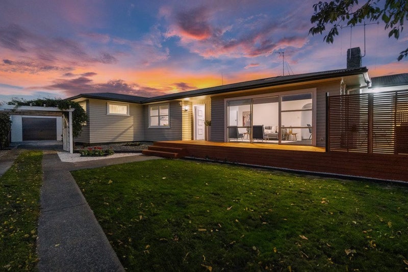 4 Deanwell Avenue, Deanwell, Hamilton - Carousel 2