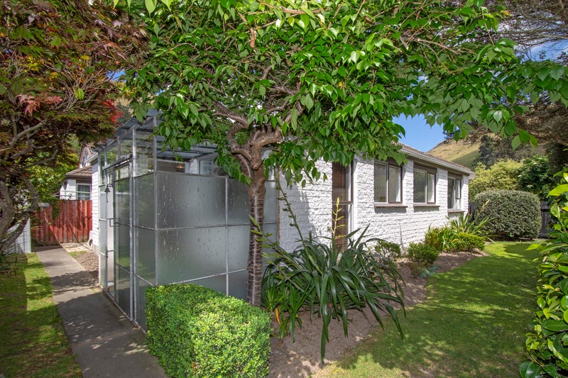 1/29 Sumnervale Drive, Sumner, Christchurch - Carousel 1