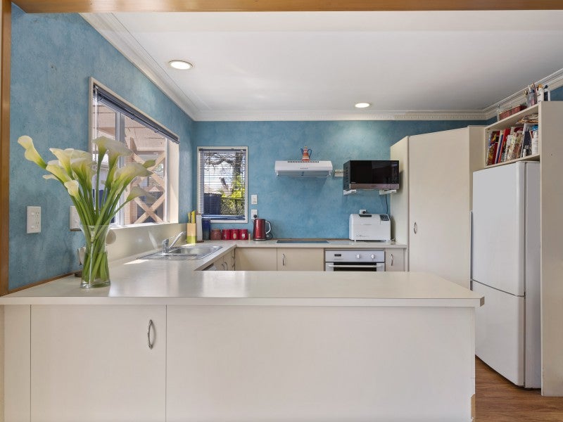 17B Orchard Place, Lynmore, Rotorua - Carousel 1