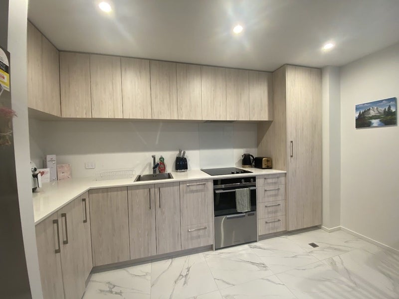 2/5 Macky Street, Taita, Lower Hutt - Carousel 2