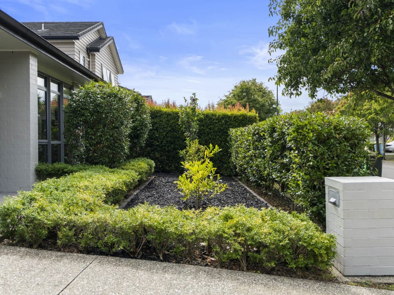 15 Springcrest Drive, Karaka, Papakura - Carousel 2