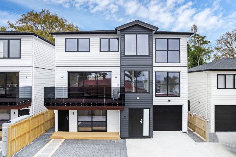 16B Brandon Road, Glen Eden, Auckland - Carousel 1