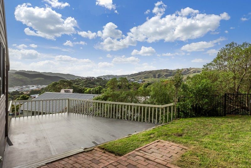 23 Lagden Street, Camborne, Porirua - Carousel 31
