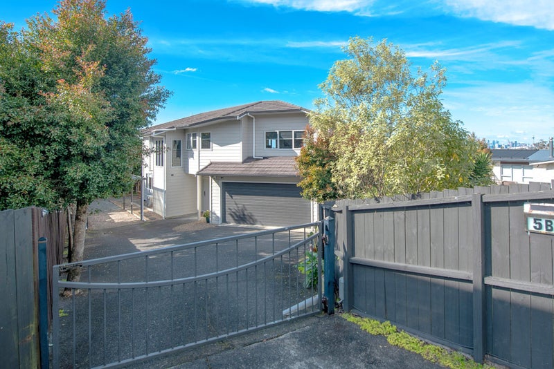 5B Speedy Crescent, Hillcrest, Auckland - Carousel 23
