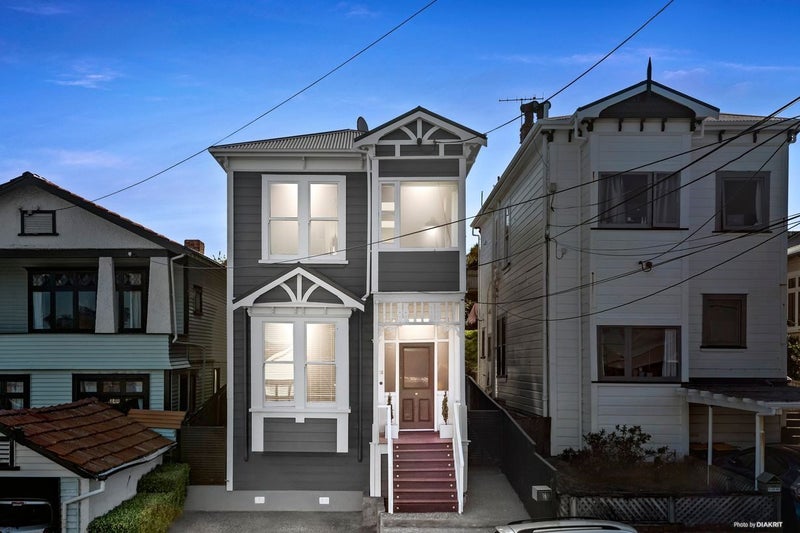 16 Matai Road, Hataitai, Wellington - Carousel 1