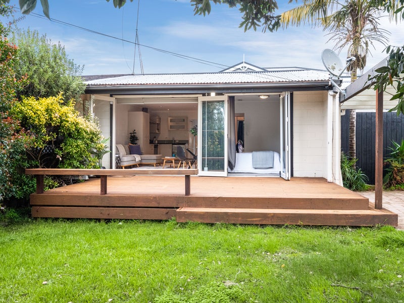 16A Robert Street, Ellerslie, Auckland - Carousel 2