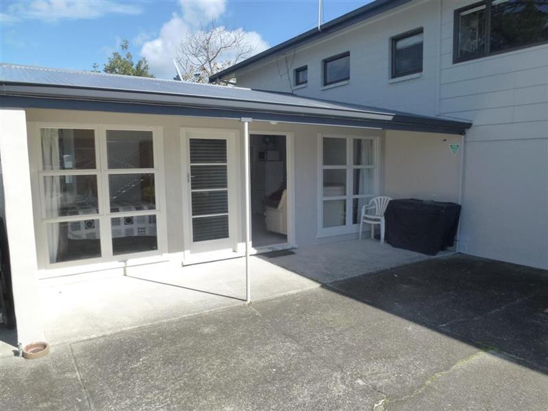 1/106 Barbara Avenue, Whangamatā - Carousel 1