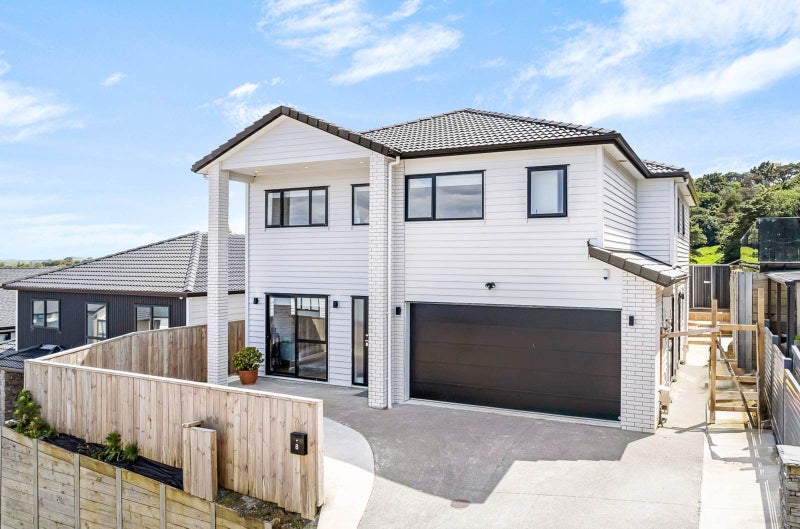 8 Teoteo Place, Flat Bush, Auckland - Carousel 2