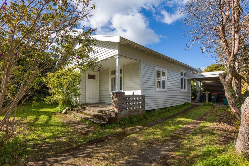 176 Huatoki Street, Upper Vogeltown, New Plymouth - Carousel 2