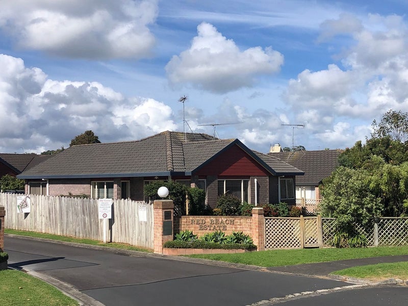 5 The Boulevard, Red Beach, Whangaparāoa - Carousel 1