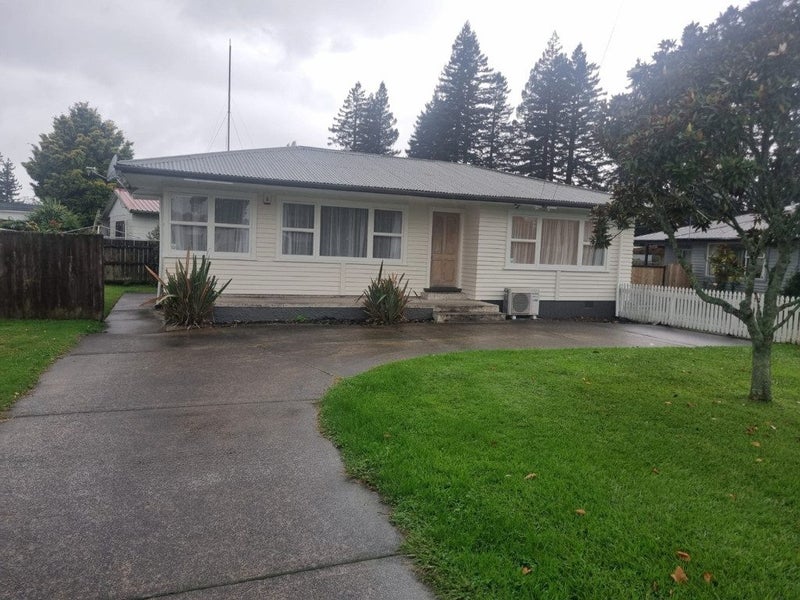 10 Werrina Crescent, Mangakakahi, Rotorua - Carousel 1