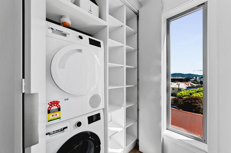 12 Hugh Street, Mount Cook, Wellington - Carousel 37