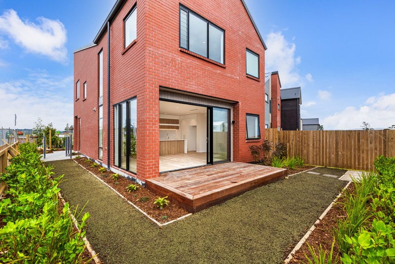 14 Pine Road, Whangarei - Carousel 2